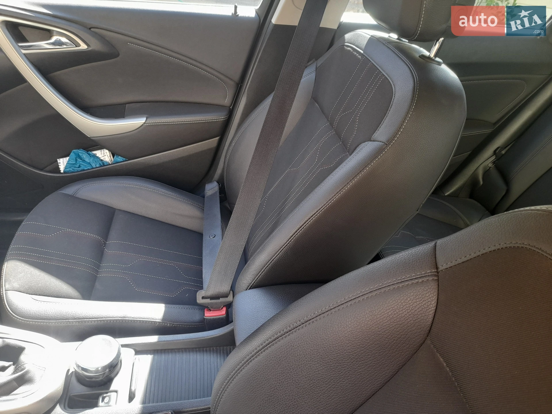 2012 Opel Astra - мініатюра 13