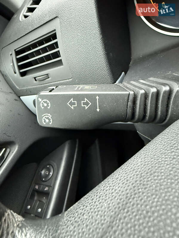 Универсал Opel Astra 2006 в Черновцах