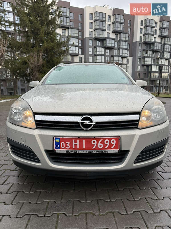 Универсал Opel Astra 2006 в Черновцах