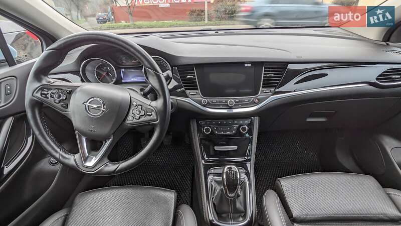 Универсал Opel Astra 2016 в Мукачево