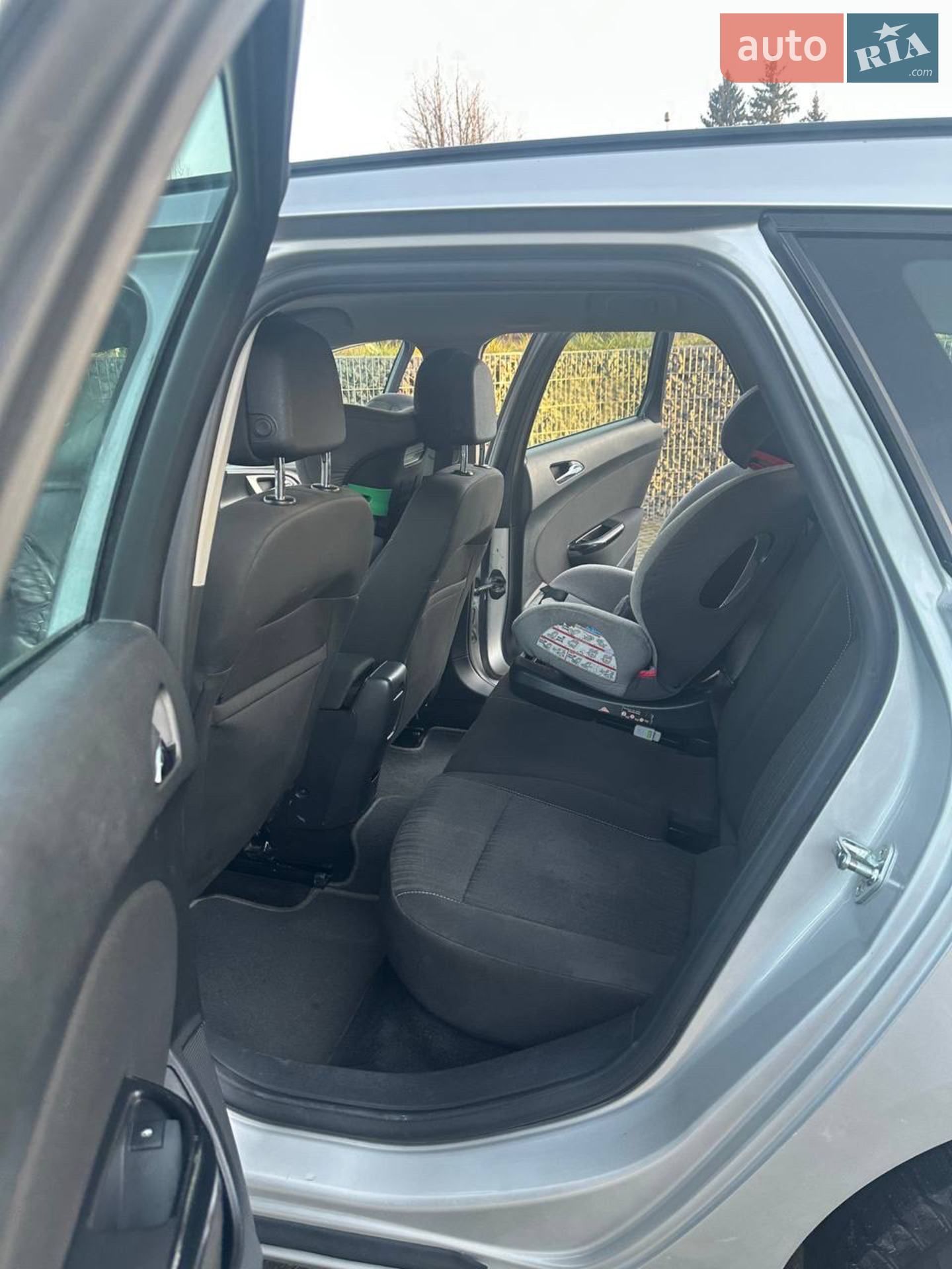 2012 Opel Astra - мініатюра 4