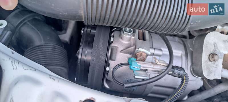 Универсал Opel Astra 2010 в Тячеве