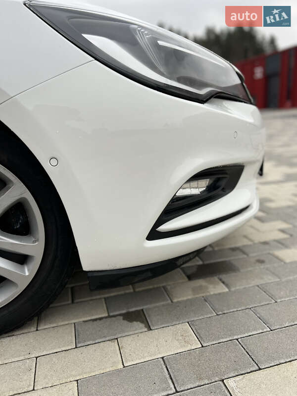 Универсал Opel Astra 2018 в Львове