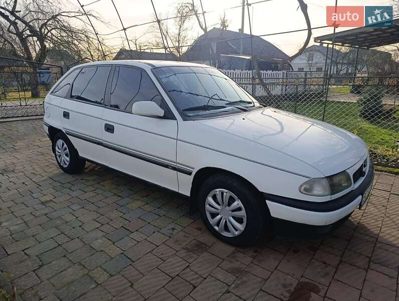 Opel Astra 1995 Opel Astra 1995