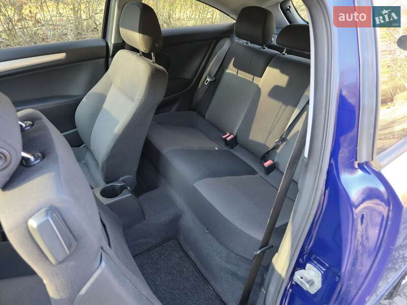 Хэтчбек Opel Astra 2008 в Львове