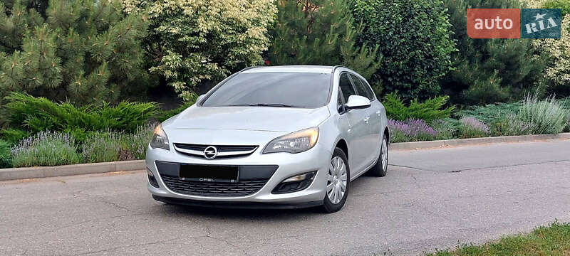 Opel Astra 2014