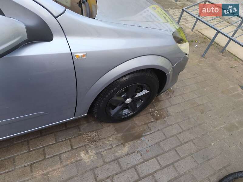 Універсал Opel Astra 2007 в Львові