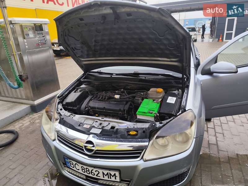 Універсал Opel Astra 2007 в Львові