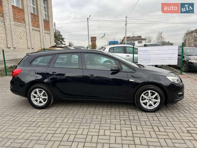 Универсал Opel Astra 2016 в Ковеле
