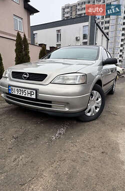 Седан Opel Astra 2008 в Киеве