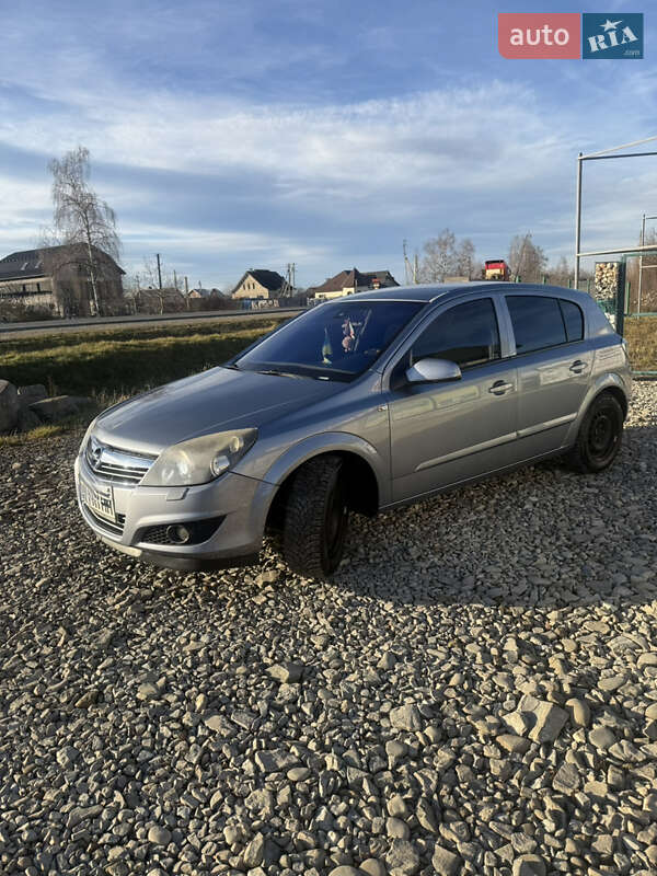 Opel Astra 2008 Opel Astra 2008