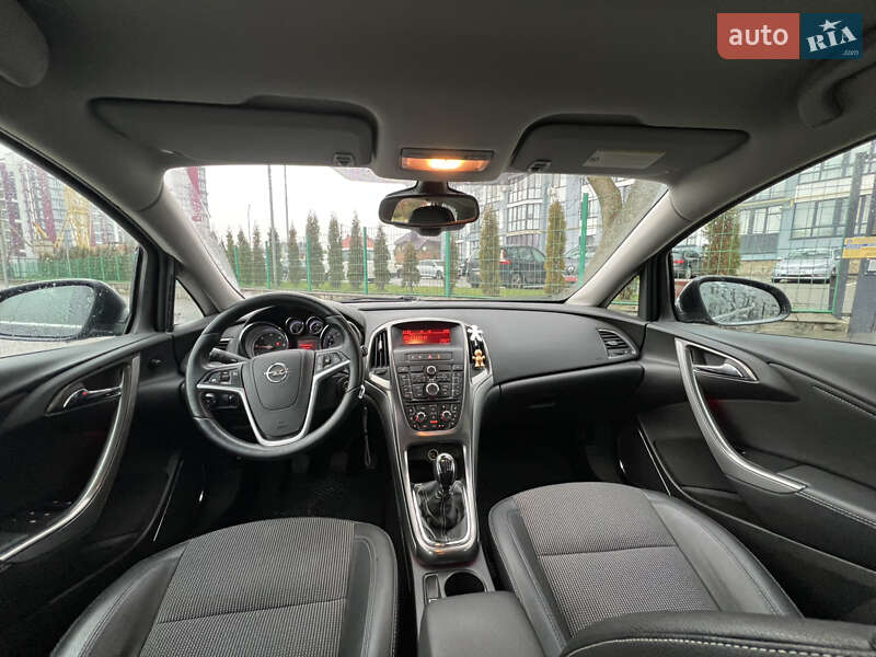 Универсал Opel Astra 2011 в Луцке фото 9 Универсал Opel Astra 2011 в Луцке