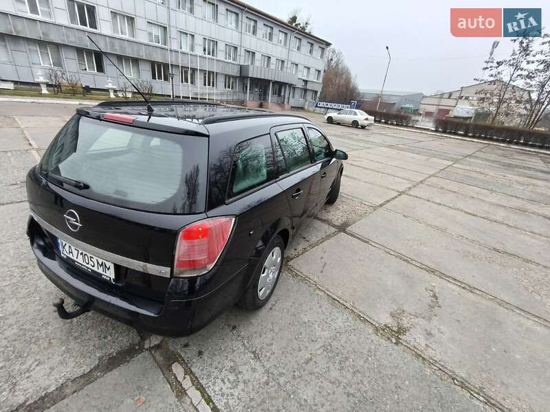 Універсал Opel Astra 2005 в Києві