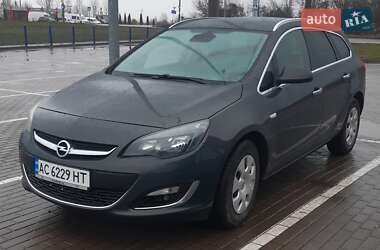 Универсал Opel Astra 2016 в Нововолынске