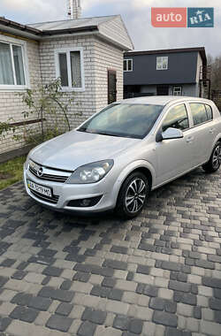 Хетчбек Opel Astra 2013 в Носівці