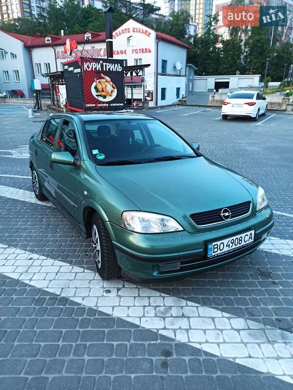 Седан Opel Astra 1999 в Тернополе