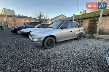 Седан Opel Astra 1997 в Бердичеві