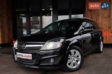 Универсал Opel Astra 2009 в Виннице