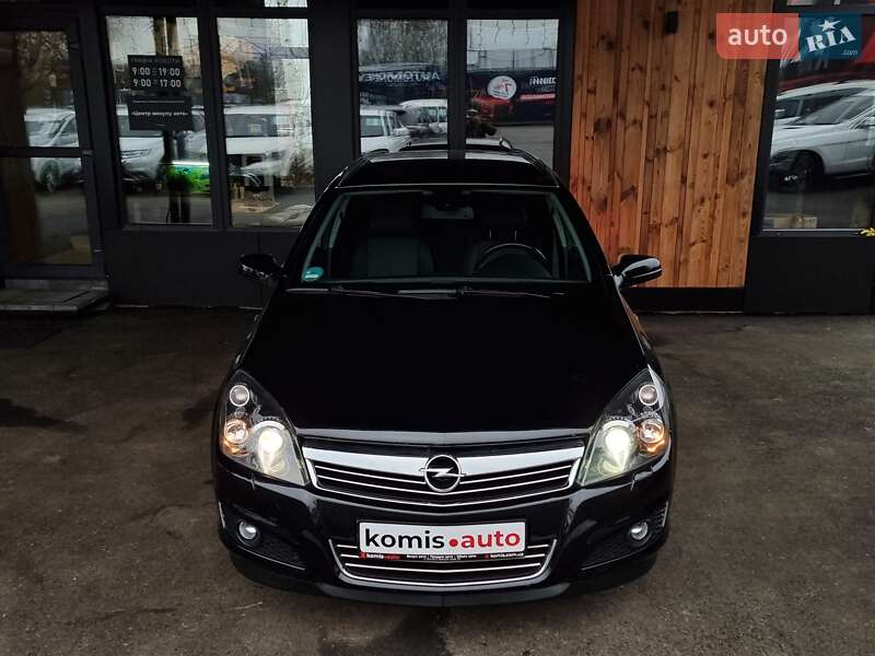 Універсал Opel Astra 2009 в Вінниці