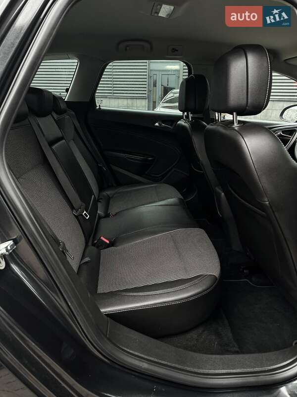 Универсал Opel Astra 2013 в Черкассах