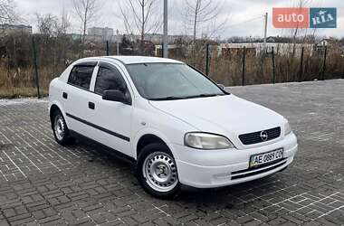 Хэтчбек Opel Astra 2000 в Днепре