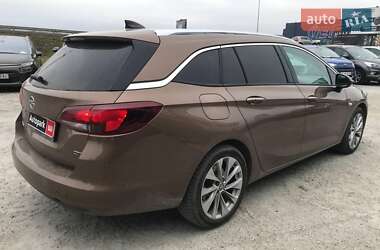 Універсал Opel Astra 2016 в Львові