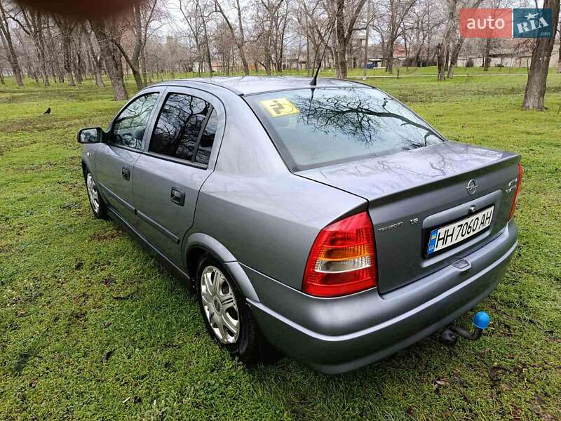 Седан Opel Astra 2008 в Одессе фото 4 Седан Opel Astra 2008 в Одессе