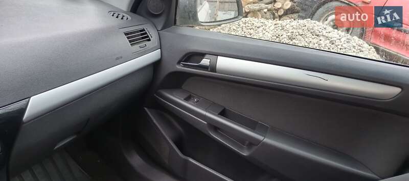 Универсал Opel Astra 2010 в Харькове фото 10 Универсал Opel Astra 2010 в Харькове