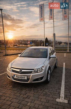 Універсал Opel Astra 2008 в Харкові