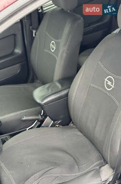 Седан Opel Astra 2008 в Кременчуці