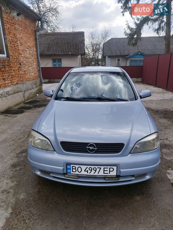 Opel Astra 2004