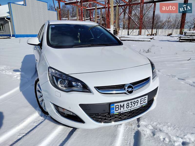 Универсал Opel Astra 2014 в Сумах