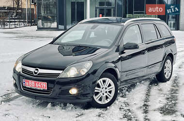 Универсал Opel Astra 2009 в Ровно