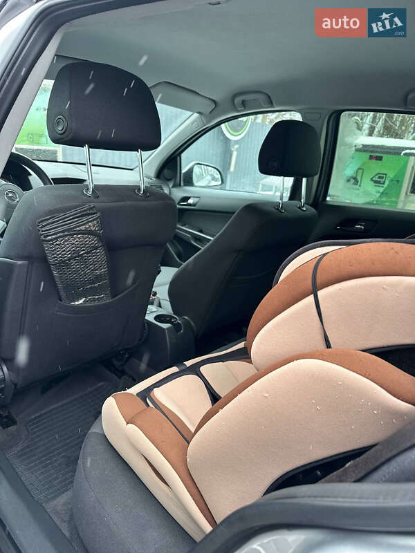 Хетчбек Opel Astra 2012 в Харкові