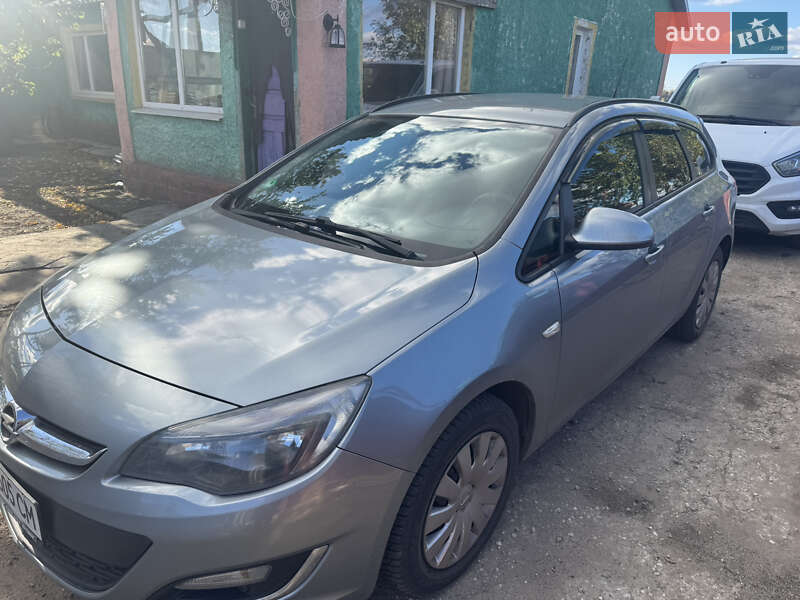 Универсал Opel Astra 2012 в Кривом Роге