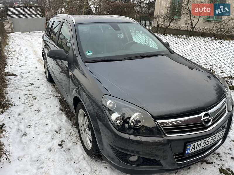 Универсал Opel Astra 2009 в Звягеле фото 3 Универсал Opel Astra 2009 в Звягеле