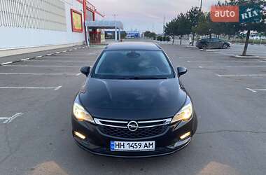 Универсал Opel Astra 2017 в Одессе