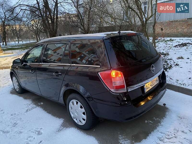 Opel Astra 2009