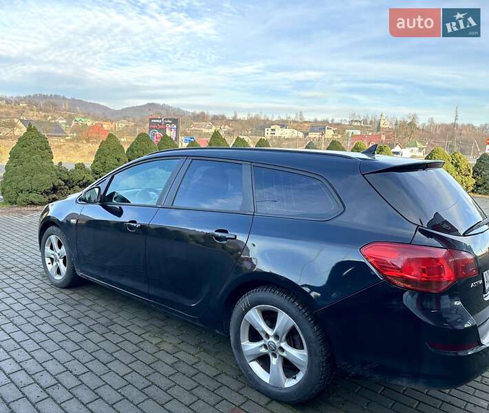 Универсал Opel Astra 2010 в Хусте фото 4 Универсал Opel Astra 2010 в Хусте