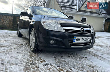 Універсал Opel Astra 2009 в Могилів-Подільському
