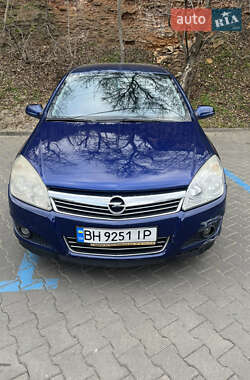 Хэтчбек Opel Astra 2008 в Одессе