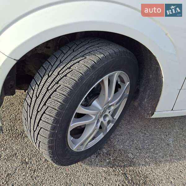 Универсал Opel Astra 2010 в Тячеве