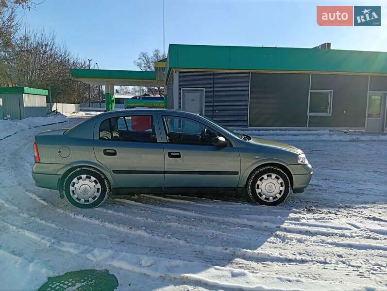 Opel Astra 2009