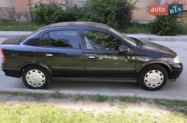 Седан Opel Astra 2006 в Ивано-Франковске