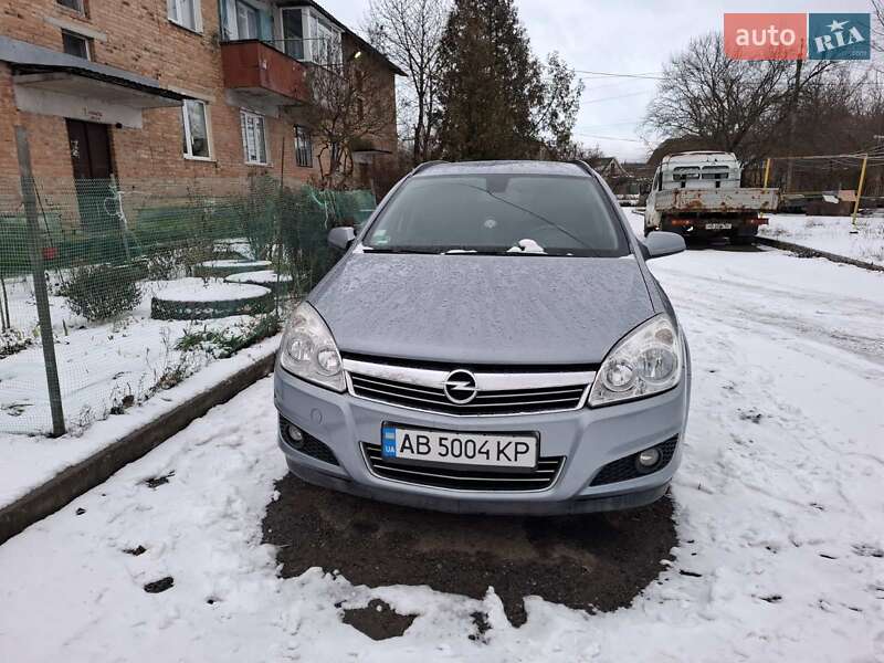 Универсал Opel Astra 2009 в Виннице