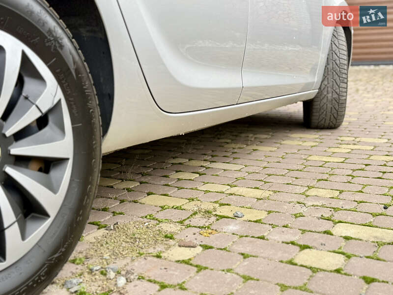 Универсал Opel Astra 2012 в Радомышле фото 18 Универсал Opel Astra 2012 в Радомышле