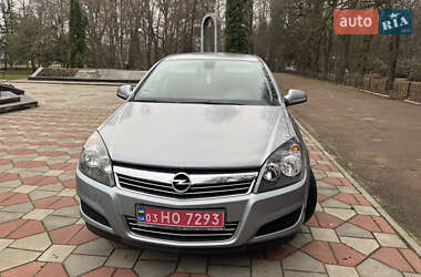 Универсал Opel Astra 2010 в Нежине