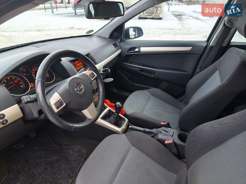 Универсал Opel Astra 2008 в Броварах