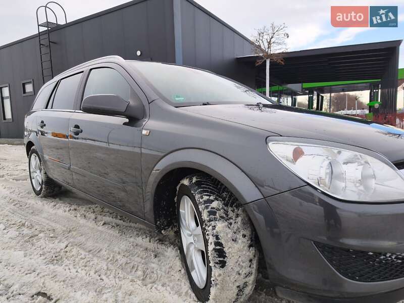 Универсал Opel Astra 2008 в Броварах