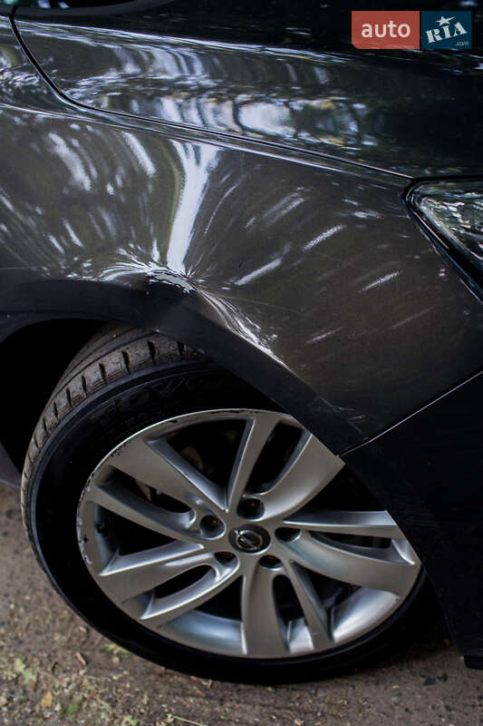 Універсал Opel Astra 2012 в Львові